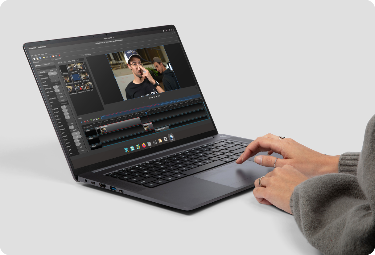 This video editor is cruising through editing their short film in Openshot. 